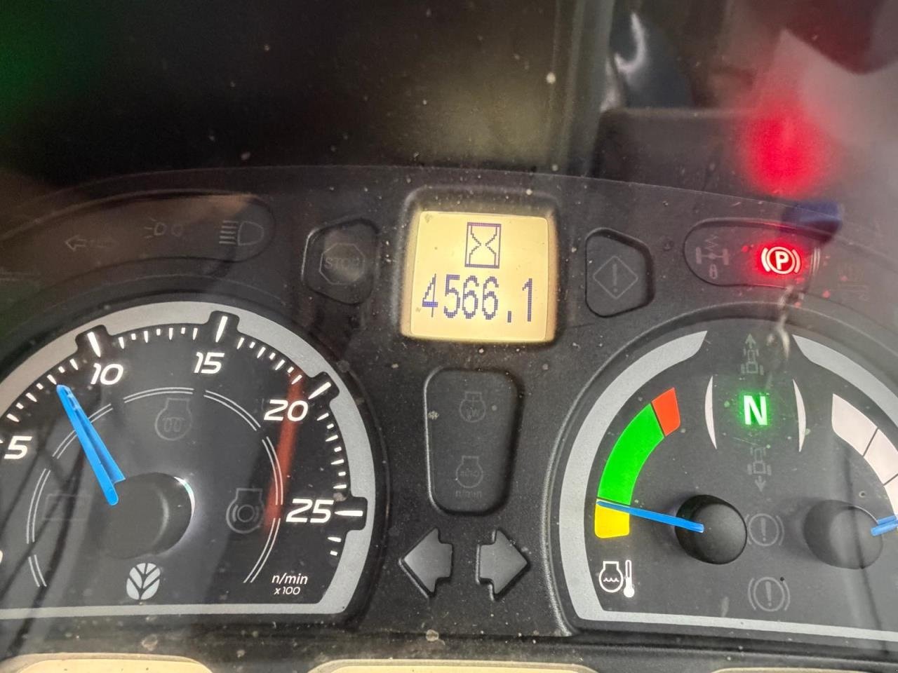 Traktor del tipo New Holland T7.225 AC, Gebrauchtmaschine In Middelfart (Immagine 11)