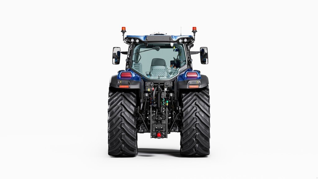 Traktor от тип New Holland T7.225 AC, Ausstellungsmaschine в Bertschikon (Снимка 3)