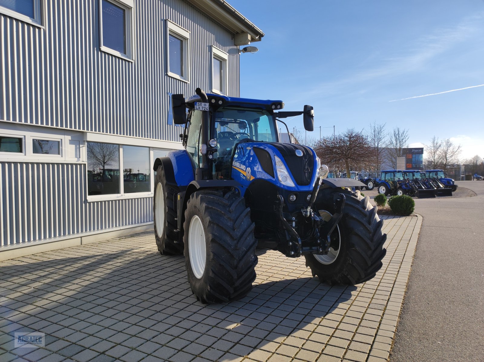 Traktor des Typs New Holland T7.225 AC, Gebrauchtmaschine in Salching bei Straubing (Bild 5)