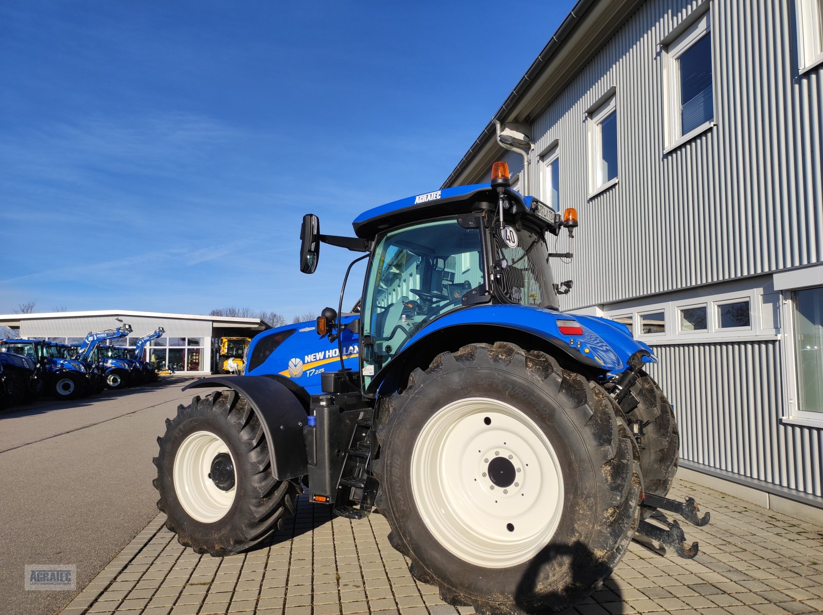Traktor des Typs New Holland T7.225 AC, Gebrauchtmaschine in Salching bei Straubing (Bild 11)