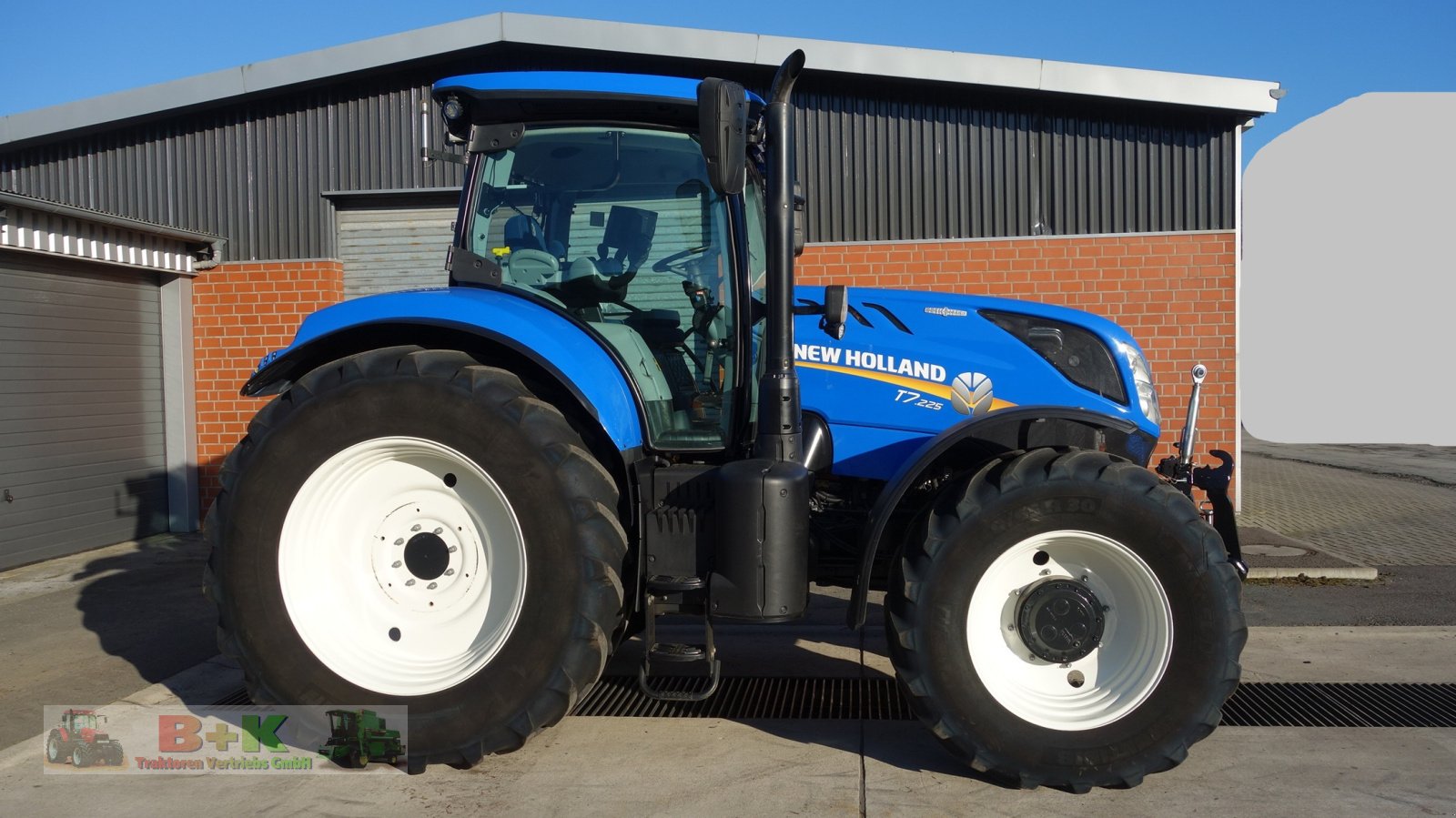 Traktor Türe ait New Holland T7.225 AC, Gebrauchtmaschine içinde Kettenkamp (resim 3)