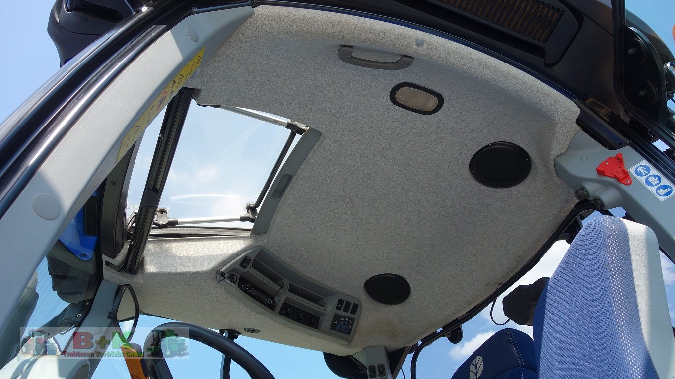 Traktor Türe ait New Holland T7.225 AC, Gebrauchtmaschine içinde Kettenkamp (resim 18)