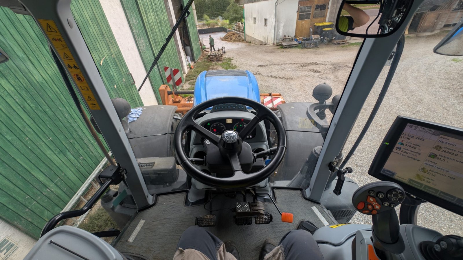 Traktor типа New Holland T7.225 AC, Gebrauchtmaschine в Gerolsbach (Фотография 2)