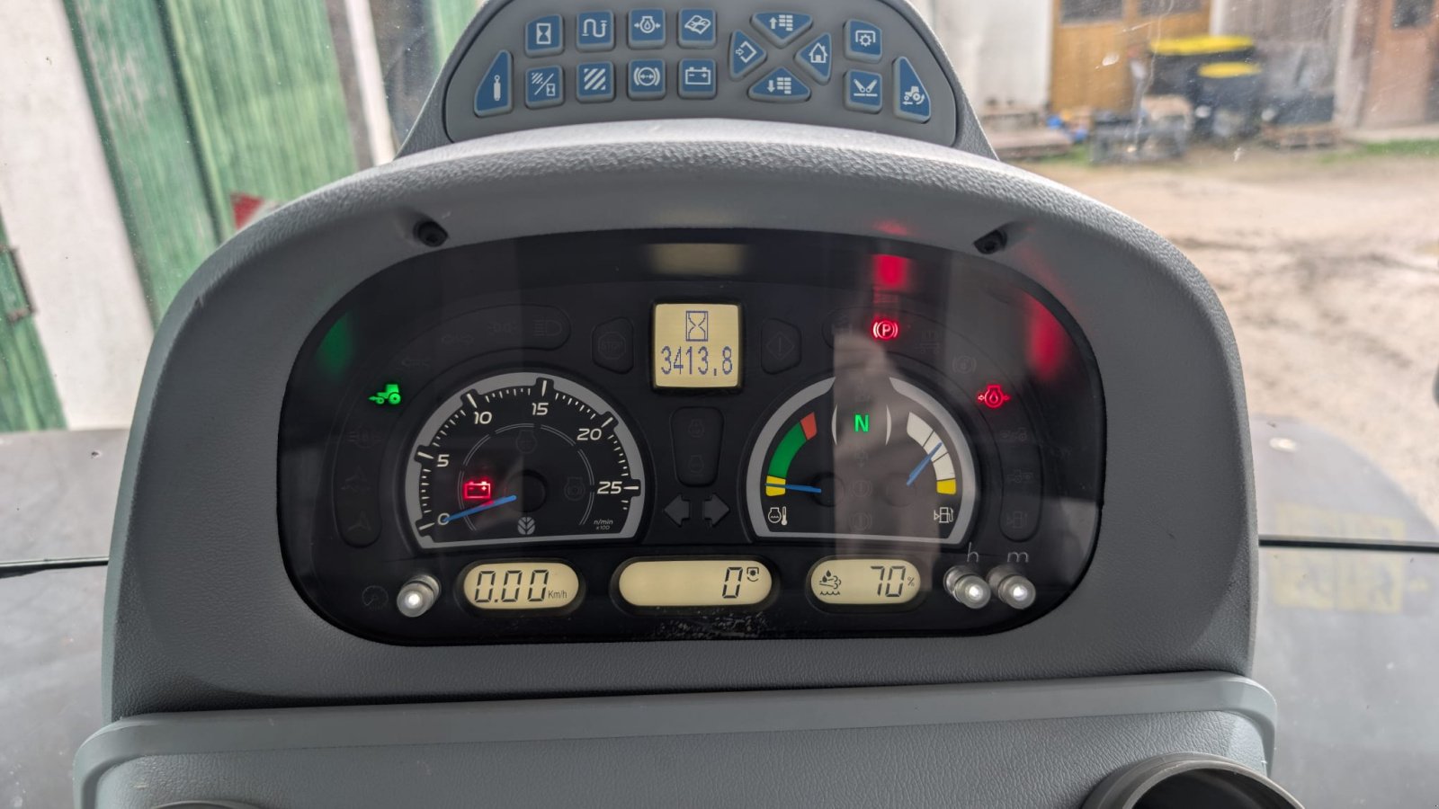 Traktor типа New Holland T7.225 AC, Gebrauchtmaschine в Gerolsbach (Фотография 3)