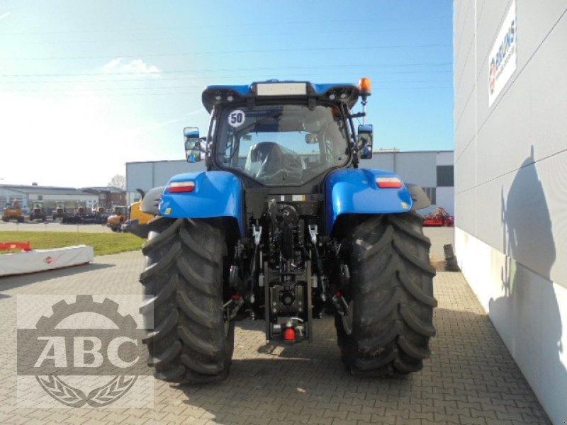 Traktor des Typs New Holland T7.225 AUTOCOMMAND MY19, Neumaschine in Rastede-Liethe (Bild 4)