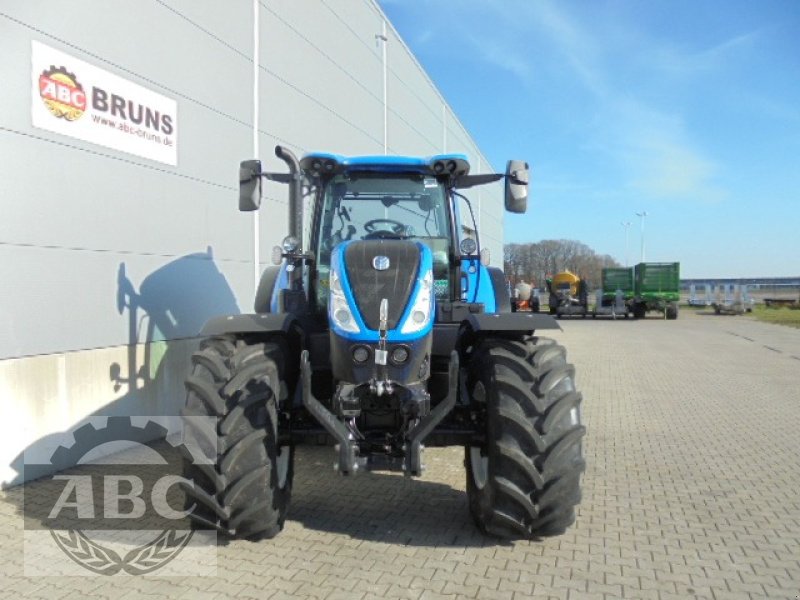 Traktor du type New Holland T7.225 AUTOCOMMAND MY19, Neumaschine en Rastede-Liethe (Photo 7)