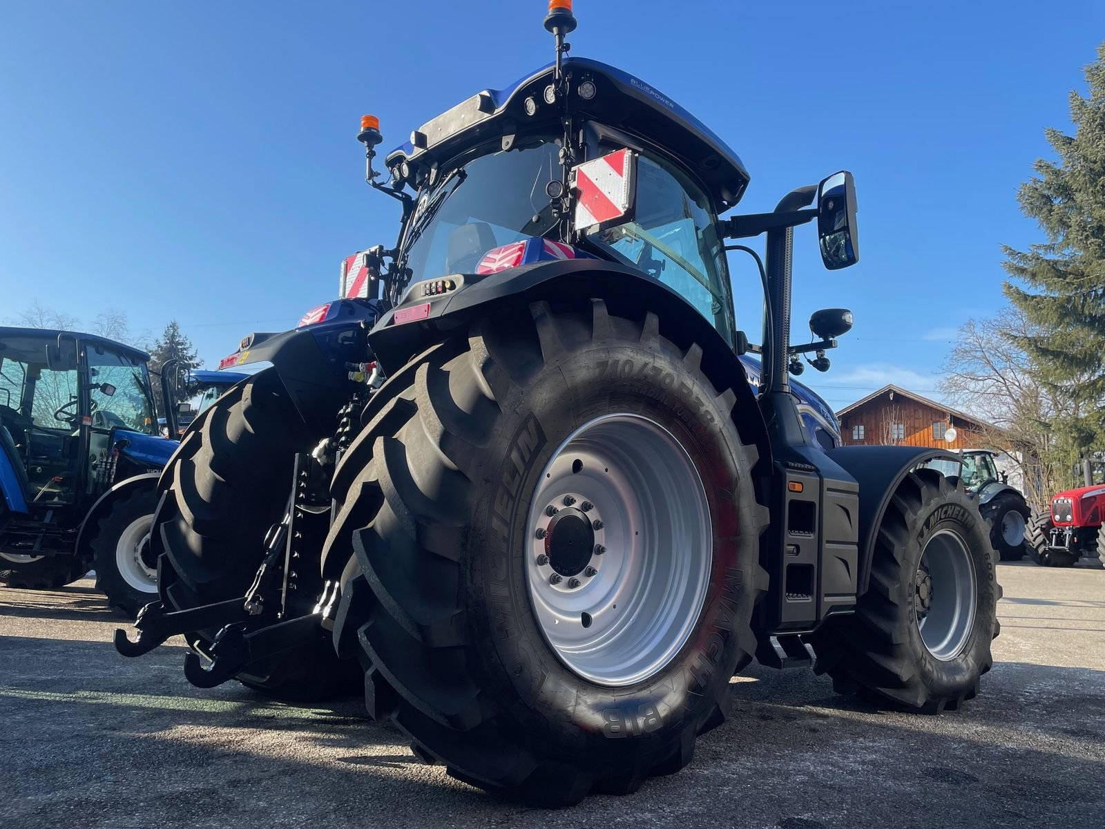 Traktor типа New Holland T7.225, Neumaschine в Burgkirchen (Фотография 6)
