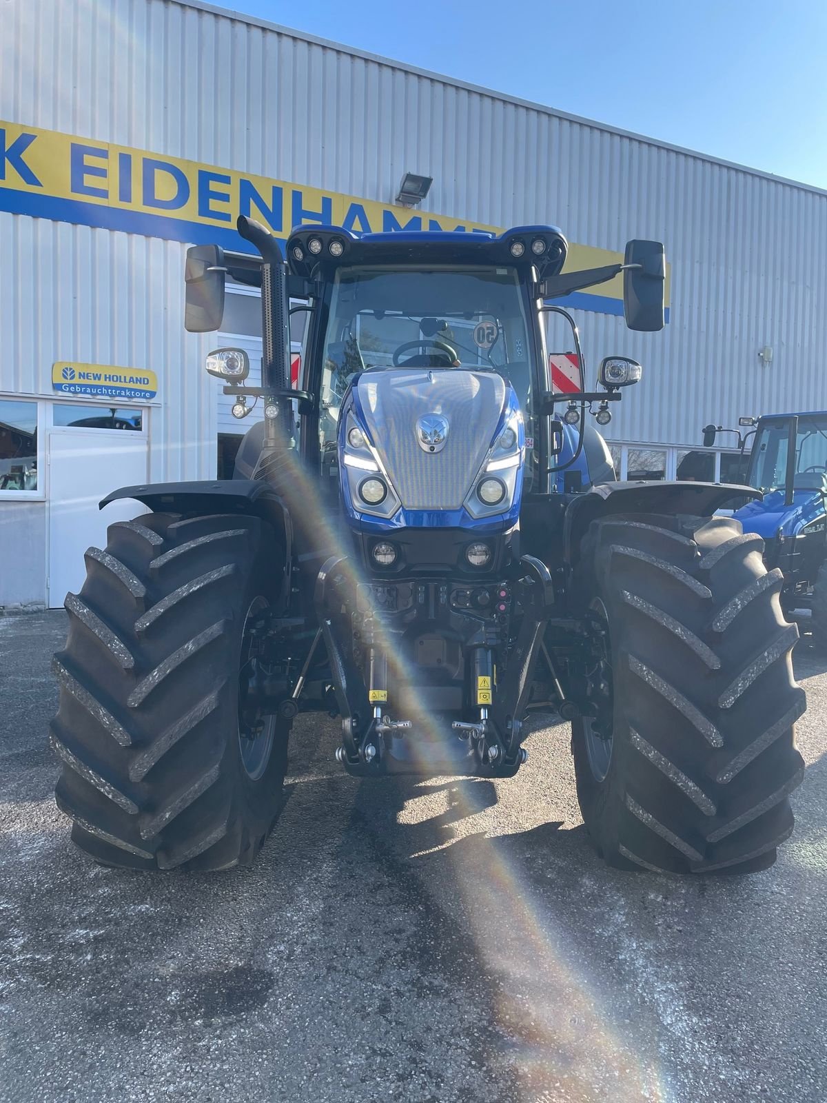 Traktor типа New Holland T7.225, Neumaschine в Burgkirchen (Фотография 8)
