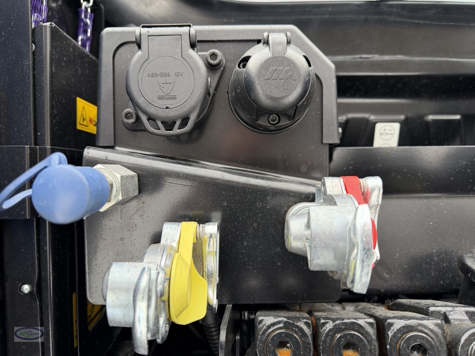 Traktor tipa New Holland T7.225, Neumaschine u Münzkirchen (Slika 14)