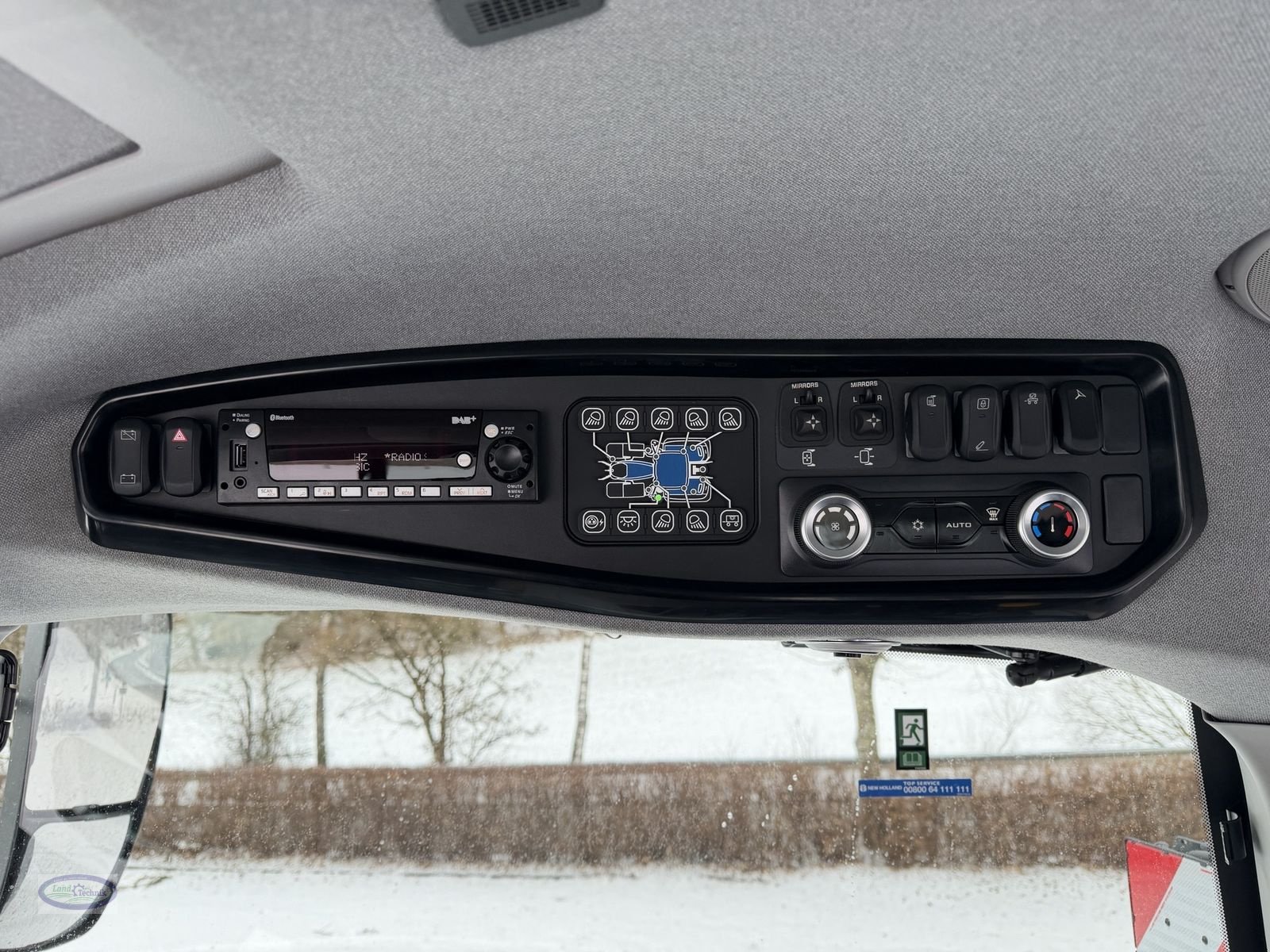 Traktor tipa New Holland T7.225, Neumaschine u Münzkirchen (Slika 21)