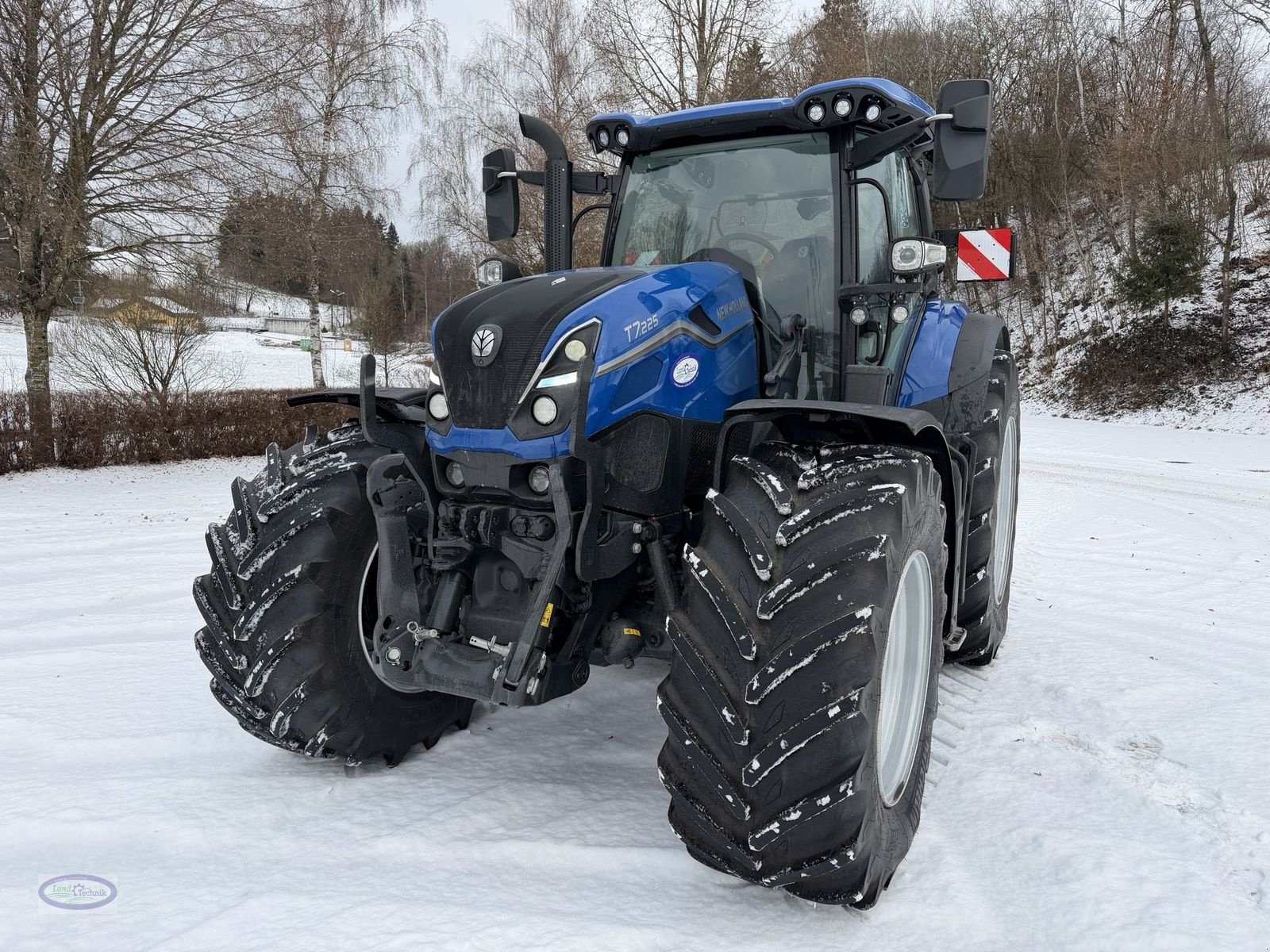 Traktor tipa New Holland T7.225, Neumaschine u Münzkirchen (Slika 2)