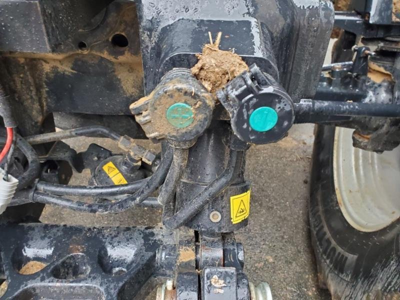 Traktor типа New Holland T7.225AC, Gebrauchtmaschine в BRAY en Val (Фотография 9)
