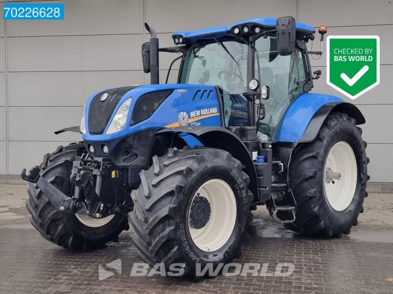 Traktor a típus New Holland T7.230 AC 4X4, Gebrauchtmaschine ekkor: Veghel