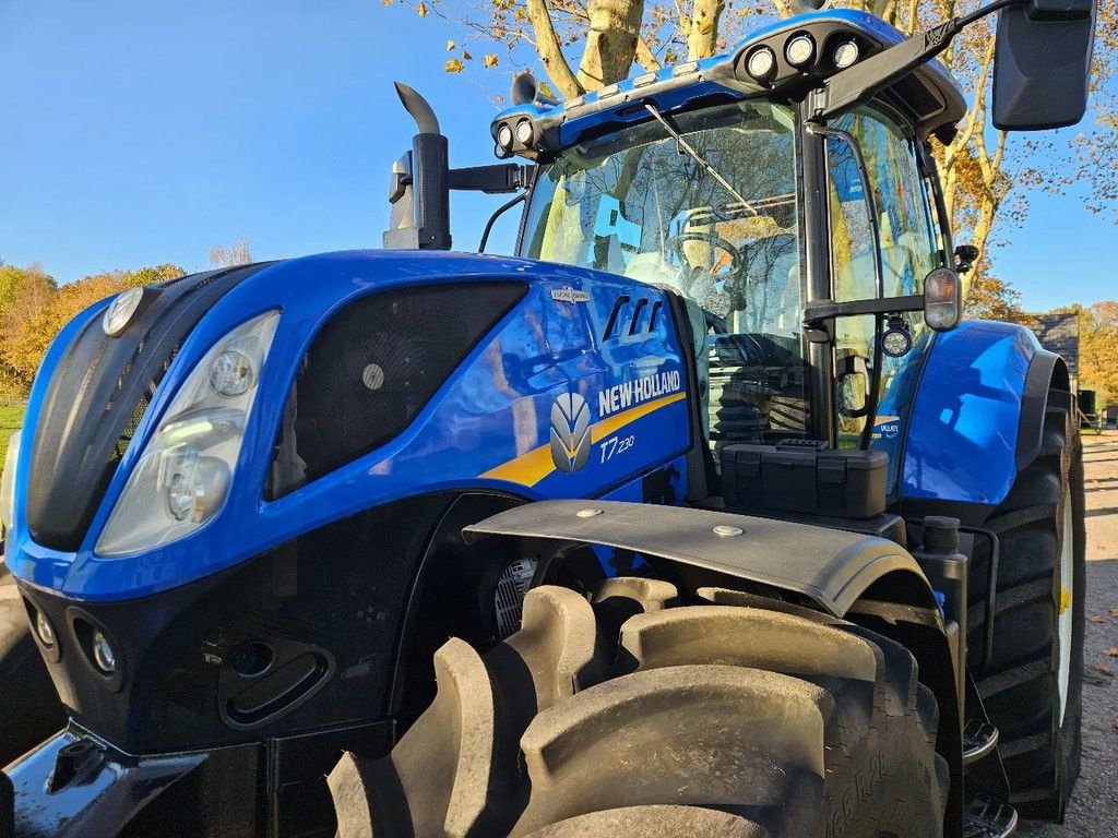 Traktor типа New Holland T7.230 AC Auto Command ( VERKOCHT/SOLD ), Gebrauchtmaschine в Bergen op Zoom (Фотография 7)