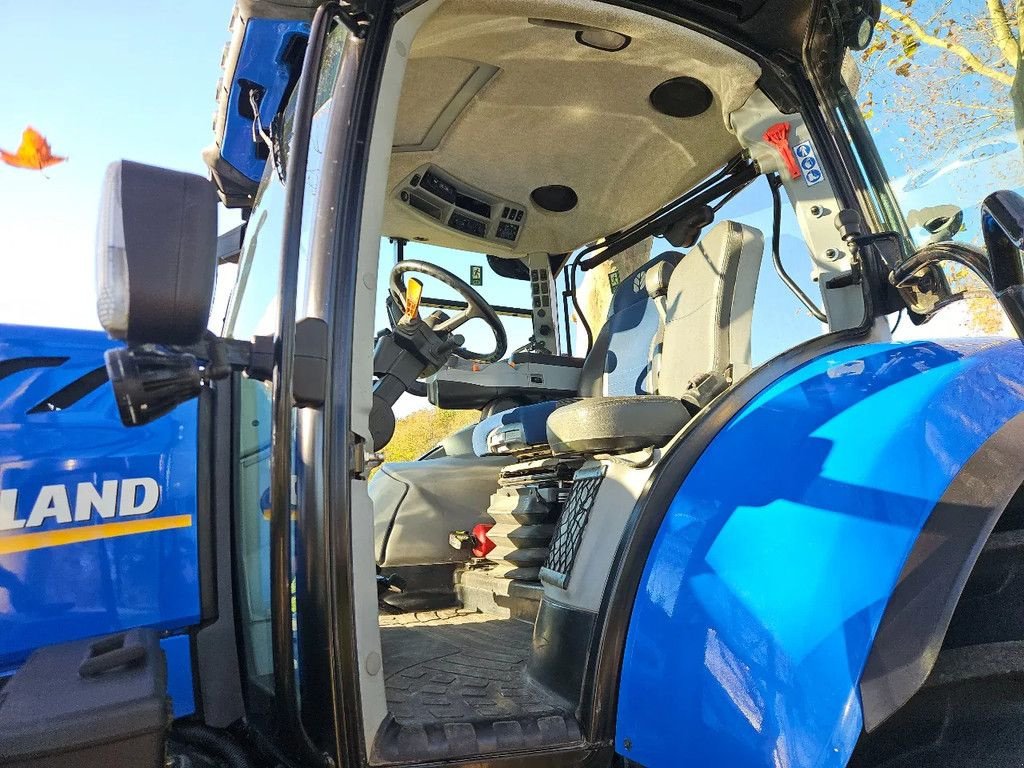 Traktor типа New Holland T7.230 AC Auto Command ( VERKOCHT/SOLD ), Gebrauchtmaschine в Bergen op Zoom (Фотография 9)