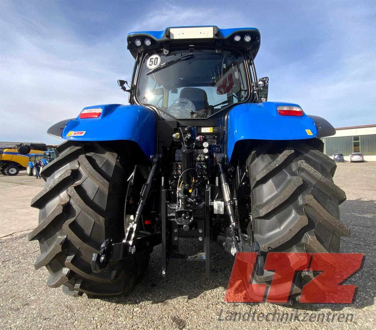 Traktor of the type New Holland T7.230 AC STAGE V, Neumaschine in Ampfing (Picture 4)