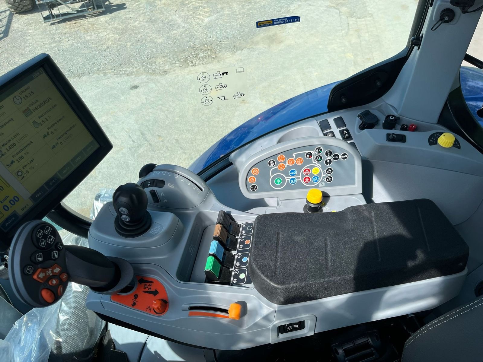 Traktor des Typs New Holland T7.230 Ac, Neumaschine in Nieheim Kreis Höxter (Bild 7)