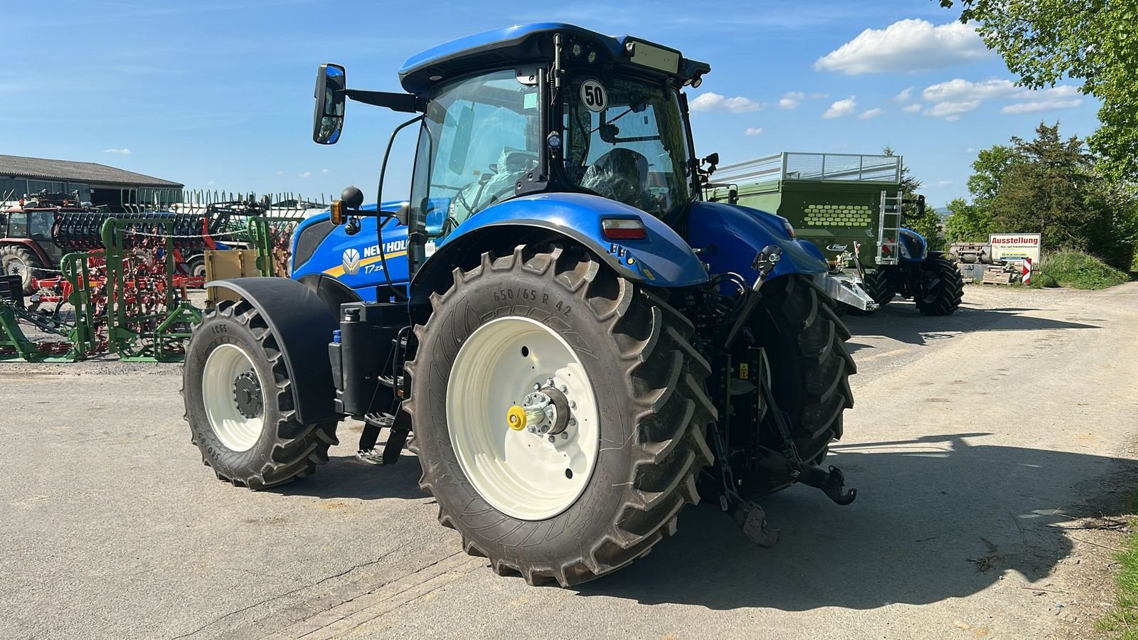 Traktor des Typs New Holland T7.230 Ac, Neumaschine in Nieheim Kreis Höxter (Bild 4)
