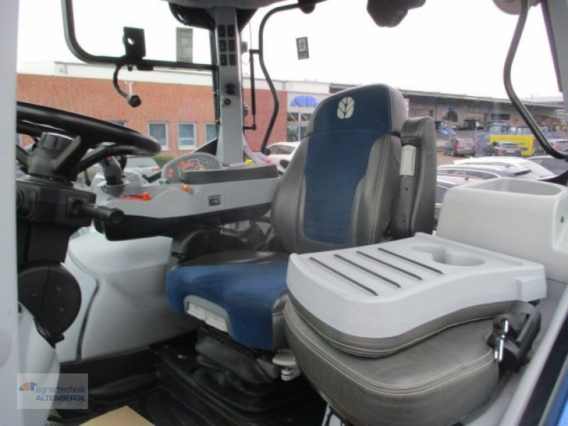 Traktor des Typs New Holland T7.230 AC, Gebrauchtmaschine in Altenberge (Bild 7)