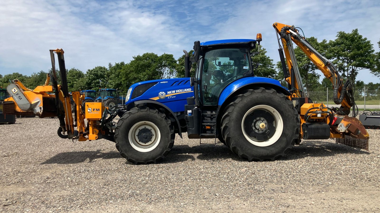 Traktor of the type New Holland T7.230 Autocommand med rabatklipperudstyr, Gebrauchtmaschine in Rødekro (Picture 7)