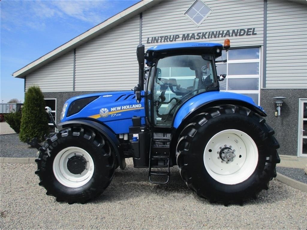 Traktor typu New Holland T7.230 AutoCommand, meget velholdt traktor, Gebrauchtmaschine v Lintrup (Obrázek 8)