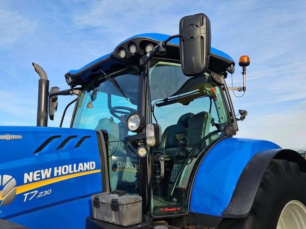 Traktor tip New Holland T7.230 Autocommand, Gebrauchtmaschine in BENNEKOM (Poză 11)