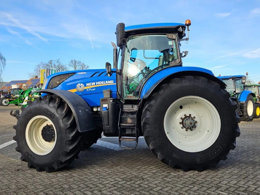 Traktor tip New Holland T7.230 Autocommand, Gebrauchtmaschine in BENNEKOM (Poză 7)