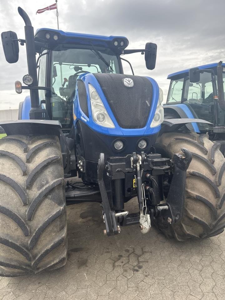 Traktor του τύπου New Holland T7.230 CLASSIC 4B, Gebrauchtmaschine σε Hadsten (Φωτογραφία 2)