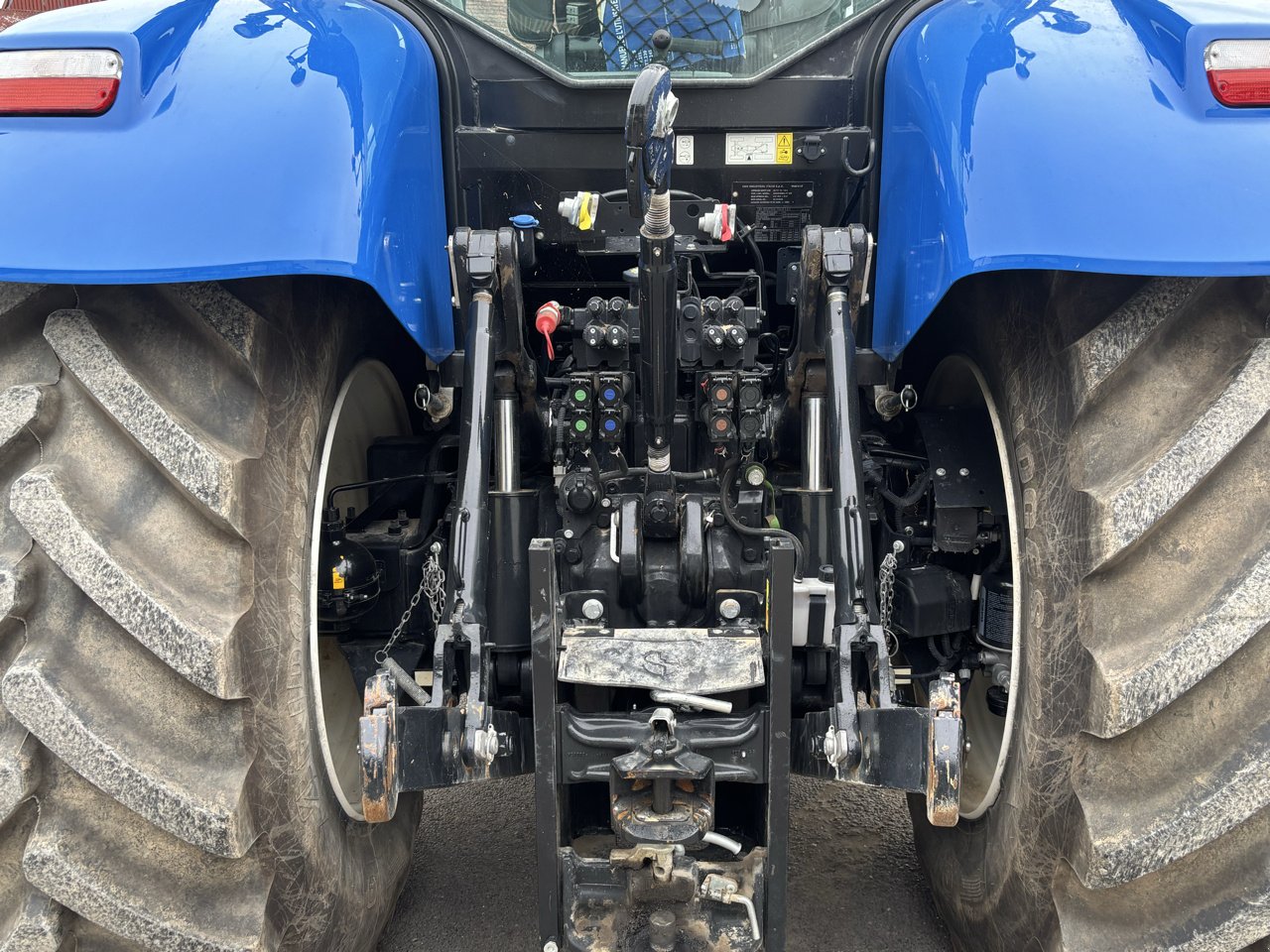 Traktor a típus New Holland T7.230 classique, Gebrauchtmaschine ekkor: VERT TOULON (Kép 7)