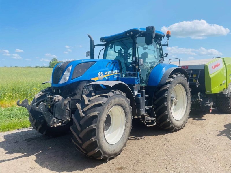 Traktor of the type New Holland T7.230 PC, Gebrauchtmaschine in Middelfart (Picture 1)