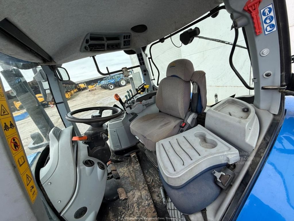 Traktor des Typs New Holland T7.230 PC, Gebrauchtmaschine in FRESNAY LE COMTE (Bild 7)