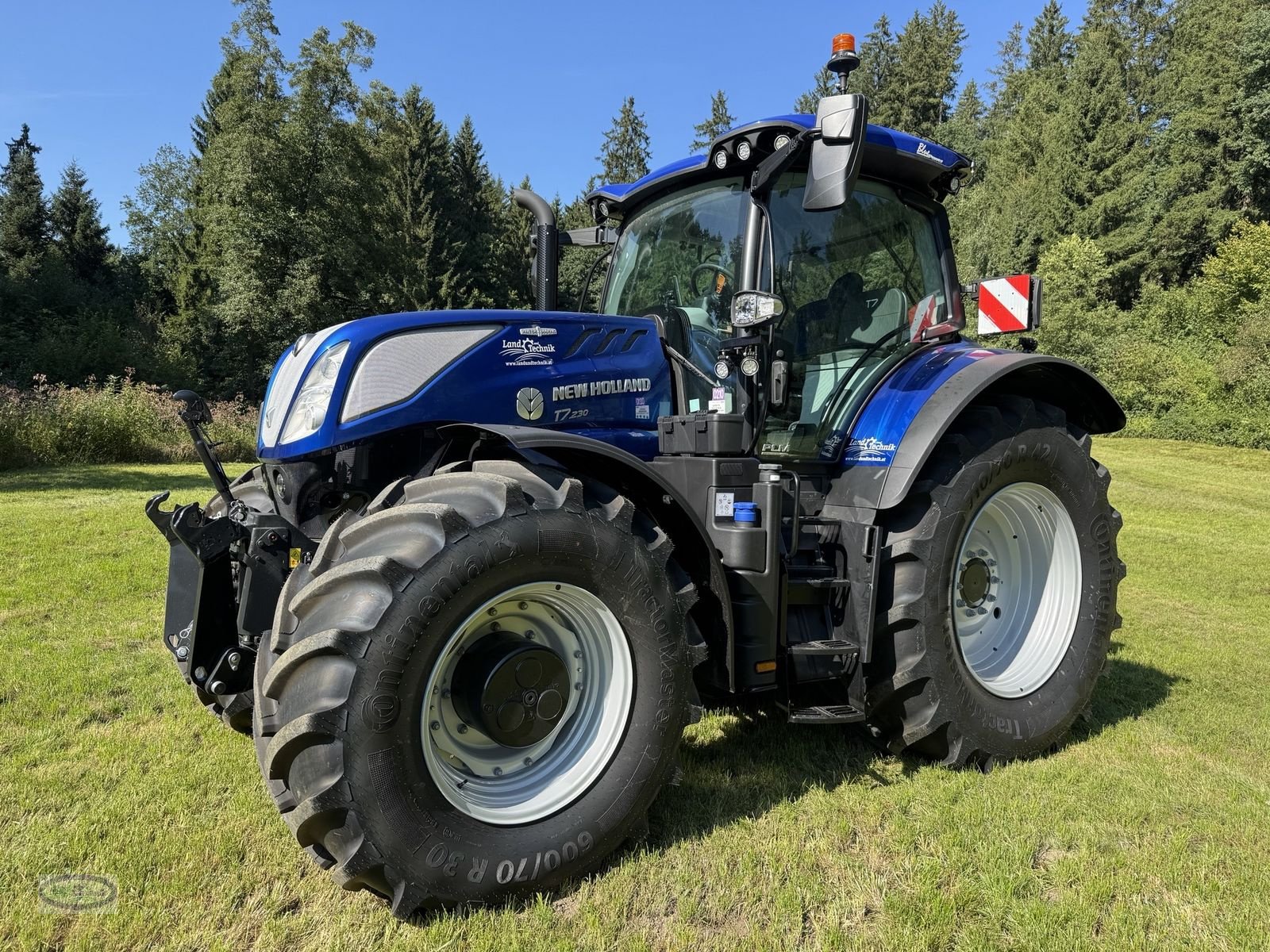 Traktor typu New Holland T7.230 PLM Auto Command, Neumaschine v Münzkirchen (Obrázek 1)
