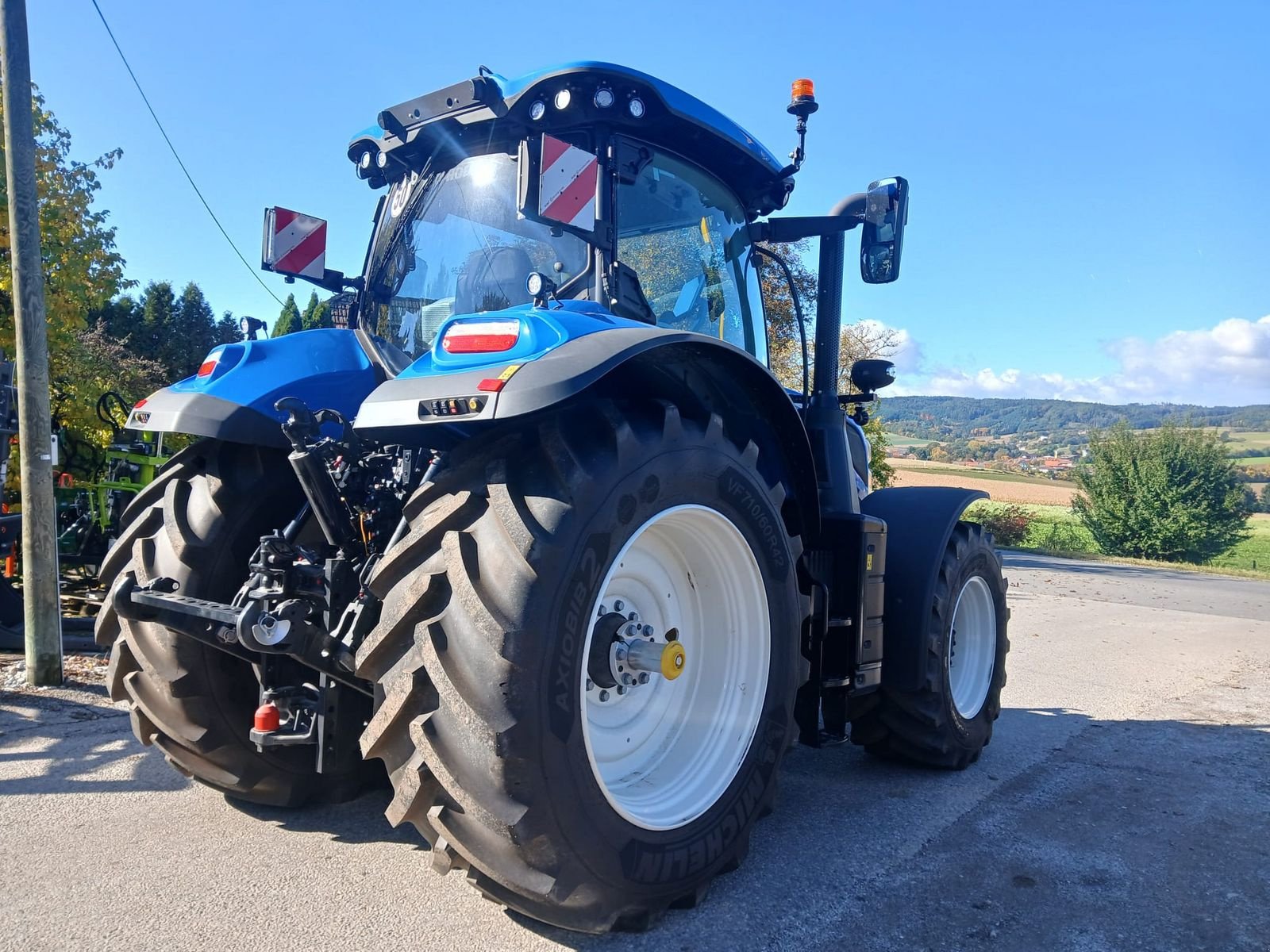 Traktor от тип New Holland T7.230 PLM Auto Command, Neumaschine в Obritzberg (Снимка 4)