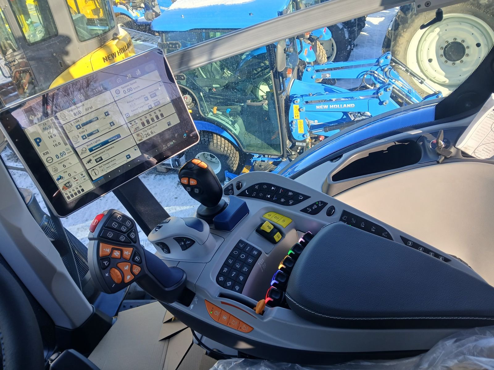 Traktor типа New Holland T7.230 PLM Auto Command, Neumaschine в Obritzberg (Фотография 10)