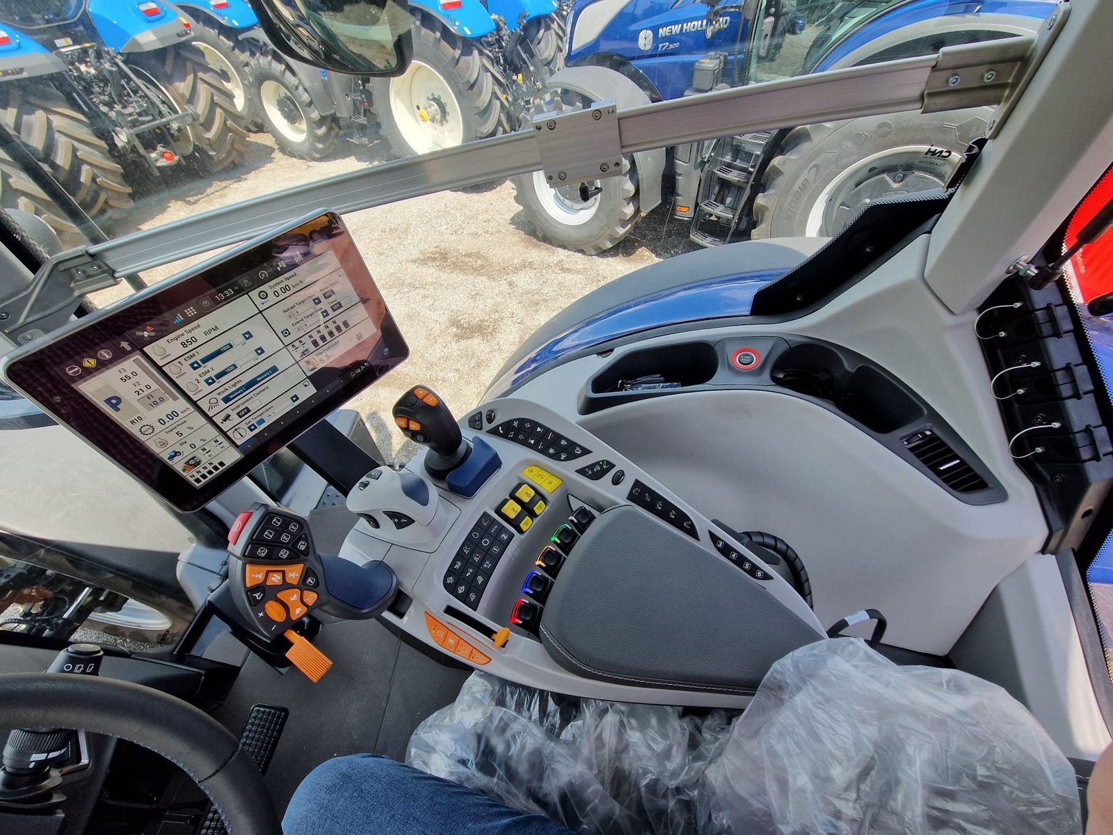 Traktor a típus New Holland T7.230 PLM Auto Command, Gebrauchtmaschine ekkor: Obritzberg (Kép 9)