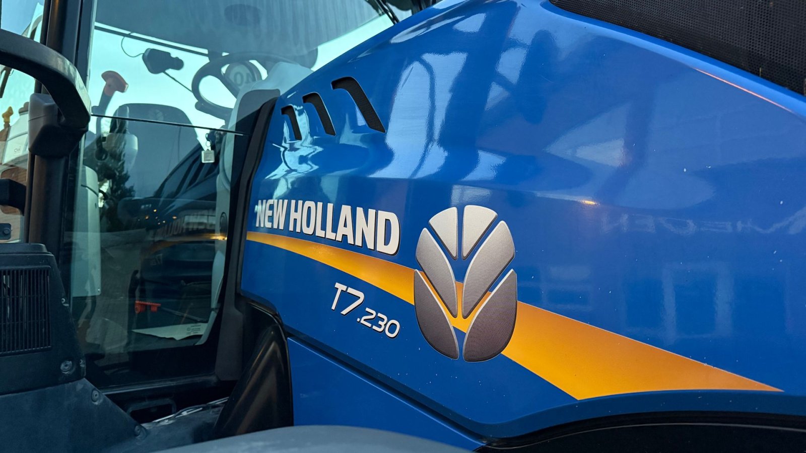 Traktor tip New Holland T7.230, Gebrauchtmaschine in Gjerlev J. (Poză 12)