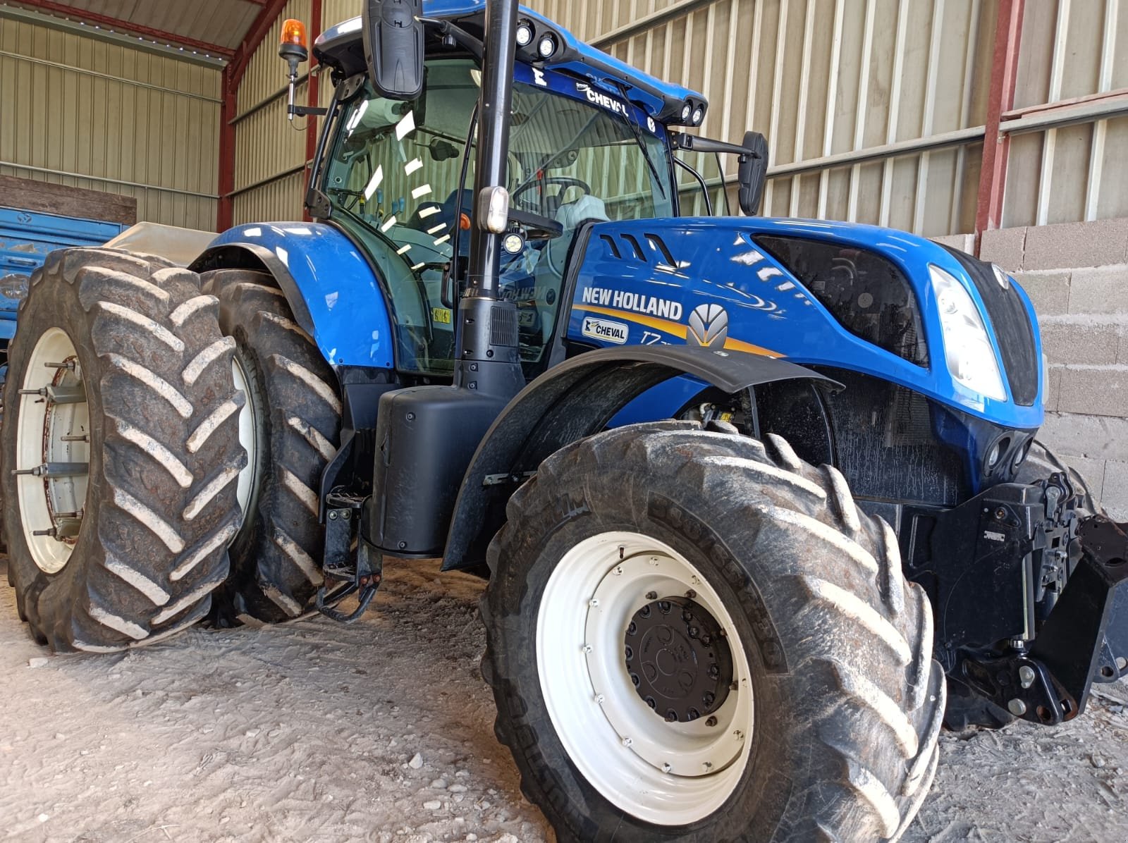 Traktor typu New Holland T7.230, Gebrauchtmaschine v STENAY (Obrázek 2)