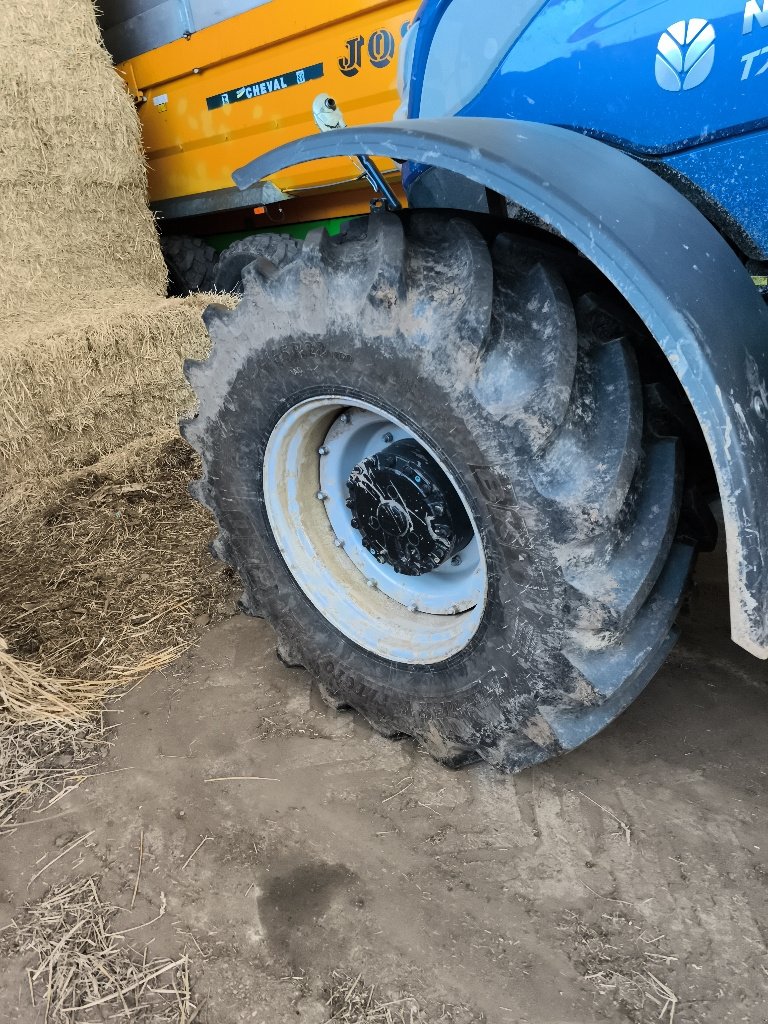Traktor za tip New Holland T7.230, Gebrauchtmaschine u MANDRES-SUR-VAIR (Slika 5)