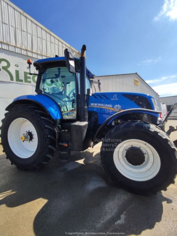 Traktor typu New Holland T7.230, Gebrauchtmaschine v FRESNAY LE COMTE (Obrázok 2)