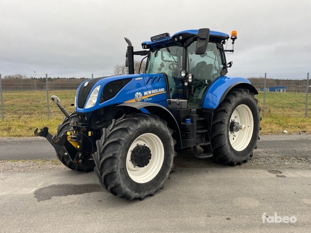 Traktor типа New Holland T7.230, Gebrauchtmaschine в Arlöv (Фотография 1)