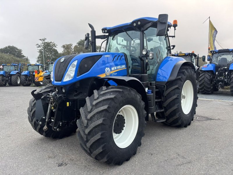 Traktor des Typs New Holland T7.230, Gebrauchtmaschine in Heerenveen (Bild 1)