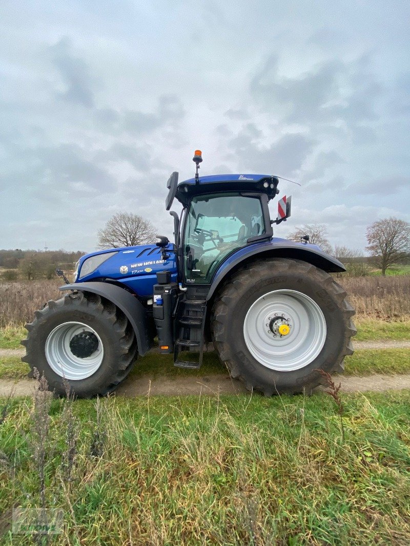 Traktor of the type New Holland T7.230, Gebrauchtmaschine in Sülfeld (Picture 1)