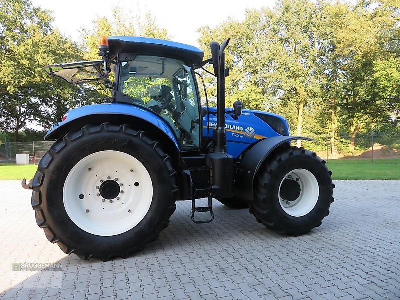 Traktor des Typs New Holland T7.230AC , AutoCommand, 4000 Std, RTK, Gebrauchtmaschine in Meppen (Bild 7)