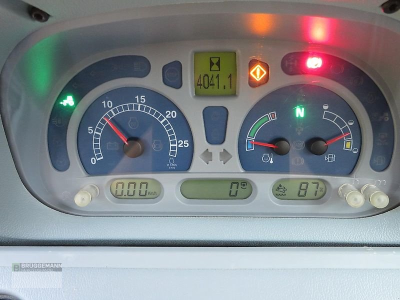 Traktor des Typs New Holland T7.230AC , AutoCommand, 4000 Std, RTK, Gebrauchtmaschine in Meppen (Bild 15)