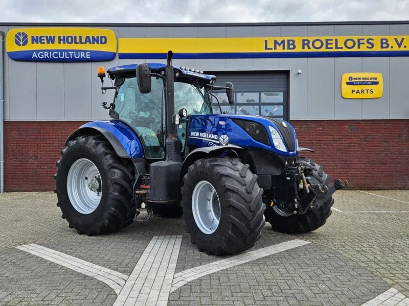 Traktor van het type New Holland T7.230AC Autocommand, Gebrauchtmaschine in BENNEKOM (Foto 1)