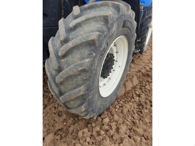 Traktor типа New Holland T7.230AC, Gebrauchtmaschine в BRAY en Val (Фотография 7)