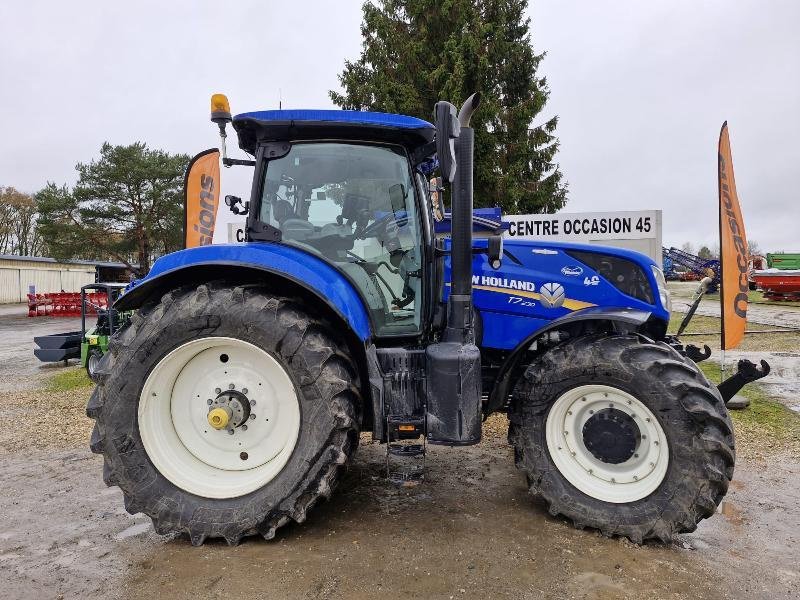 Traktor tip New Holland T7.230AC, Gebrauchtmaschine in BRAY en Val (Poză 1)