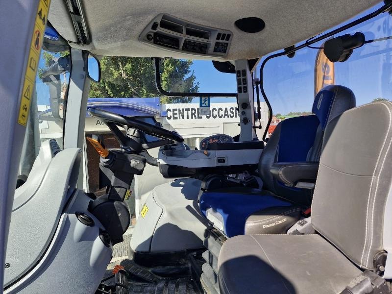 Traktor of the type New Holland T7.230APC, Gebrauchtmaschine in BRAY en Val (Picture 11)