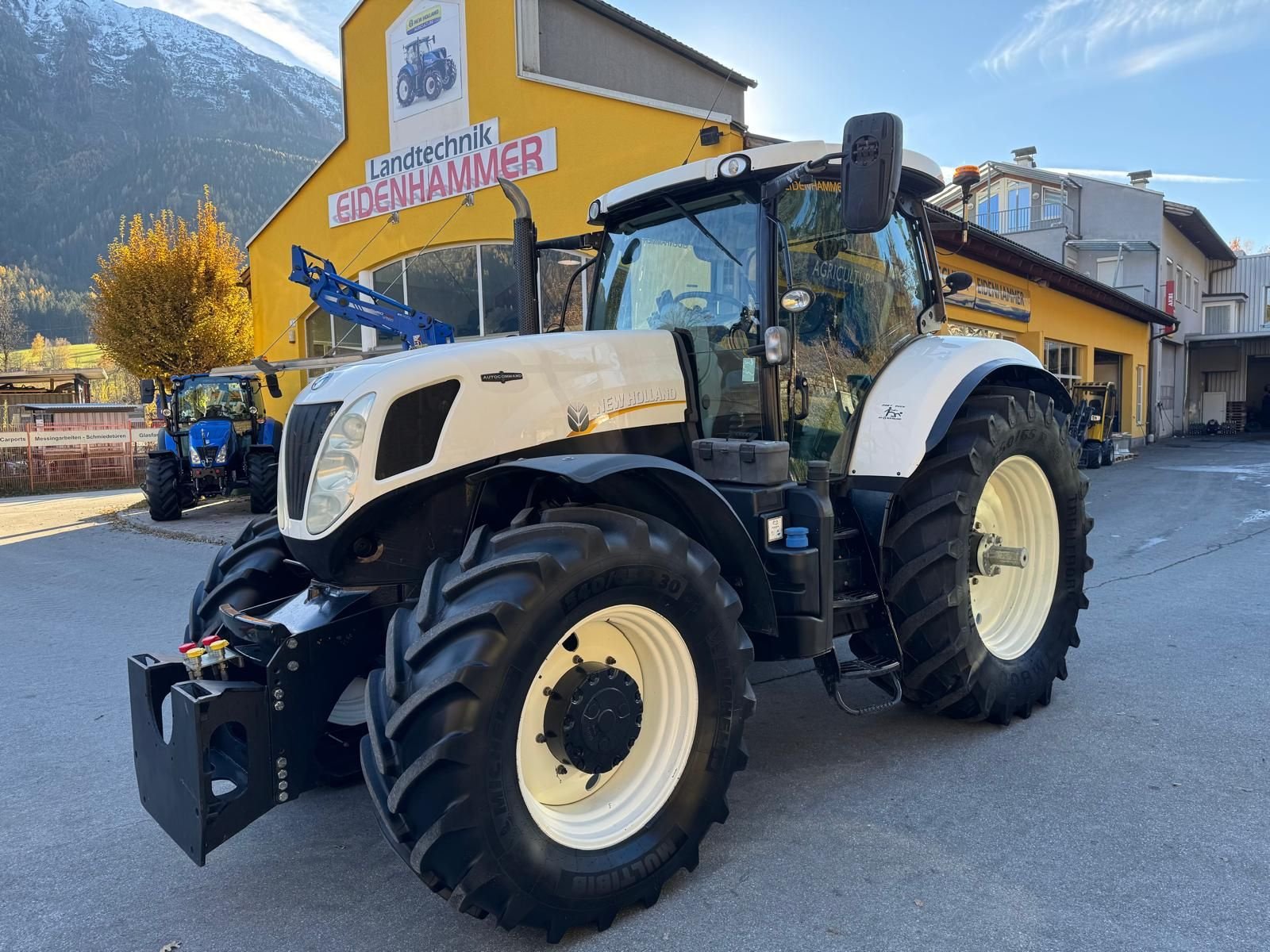 Traktor of the type New Holland T7.235 Auto Command, Gebrauchtmaschine in Burgkirchen (Picture 1)