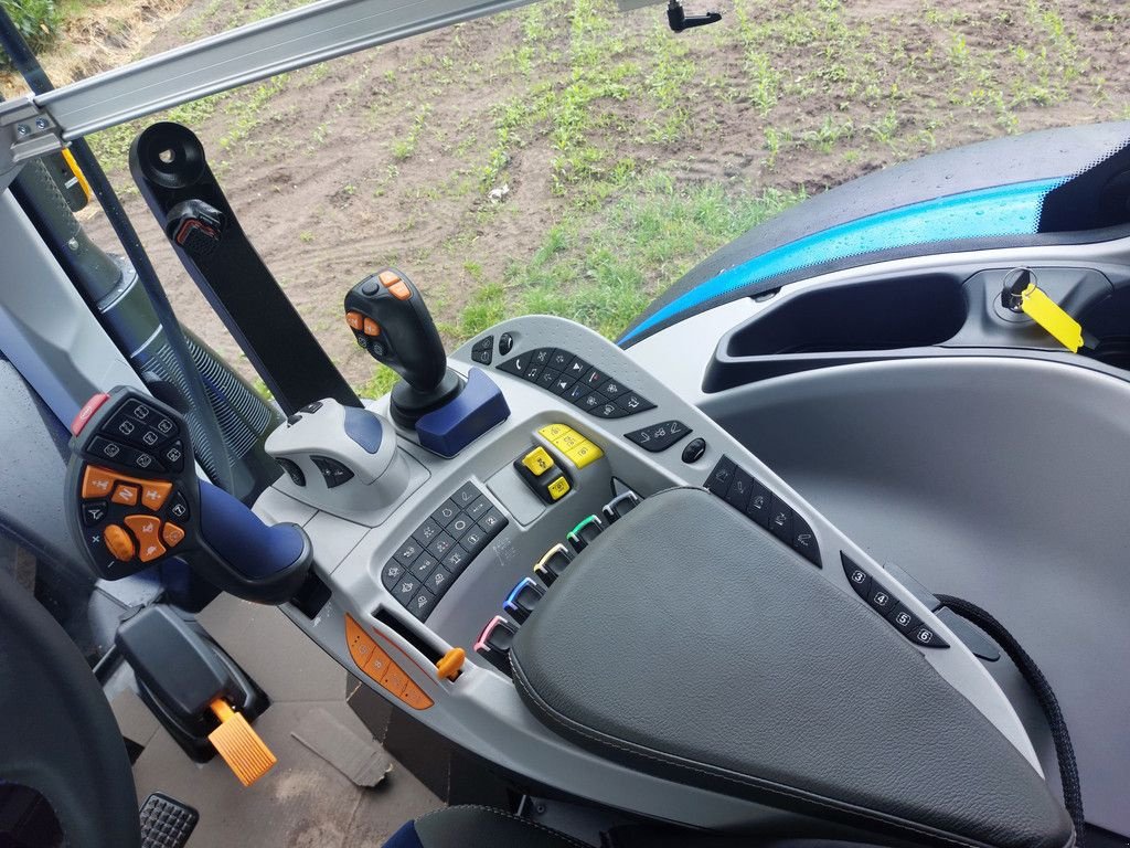 Traktor des Typs New Holland T7.245 AC Gen, Neumaschine in Wierden (Bild 4)